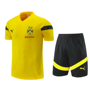 Borussia Dortmund Training Outfit