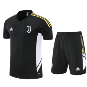 Juventus Training outfit Full picture